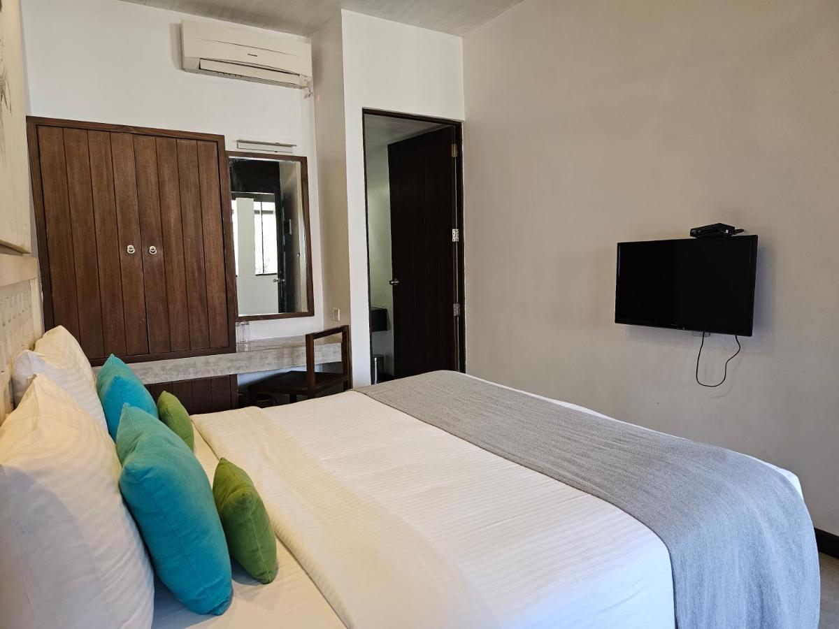 City Beds เนกอมโบ ภายนอก รูปภาพ